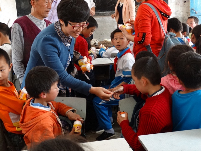 情系大别山，书香伴成长----社会事业系首个爱心书屋建成